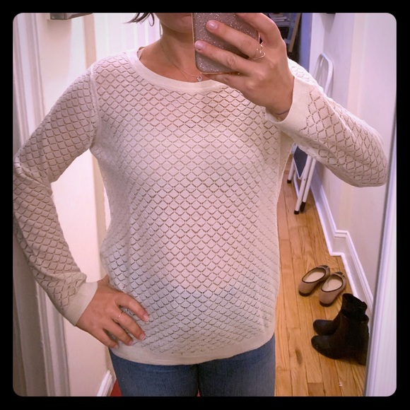 Beautiful cream lattice work sweater - Picture 1 of 7